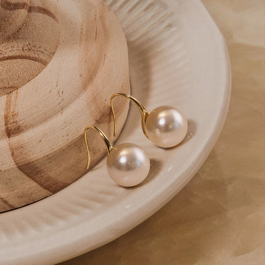 Simple Pearl Earrings